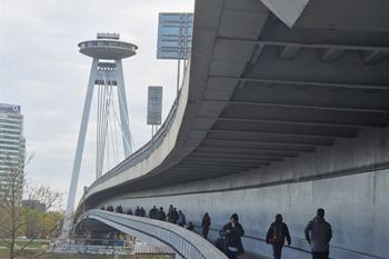 SNP UFO brug in Bratislava 