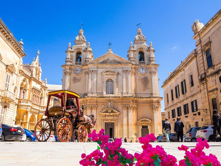 St. Paul’s kathedraal op het centrale plein van Mdina, Malta