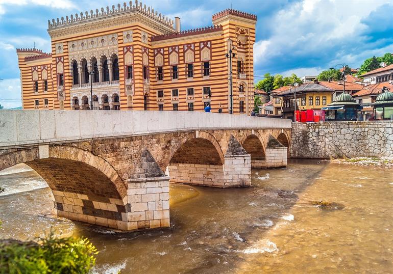 Stadhuis van Sarajevo bezoeken, Sarajevo in Bosnië en Herzegovina