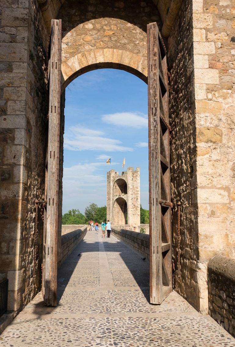 Stadsbeel oude stad Besalú