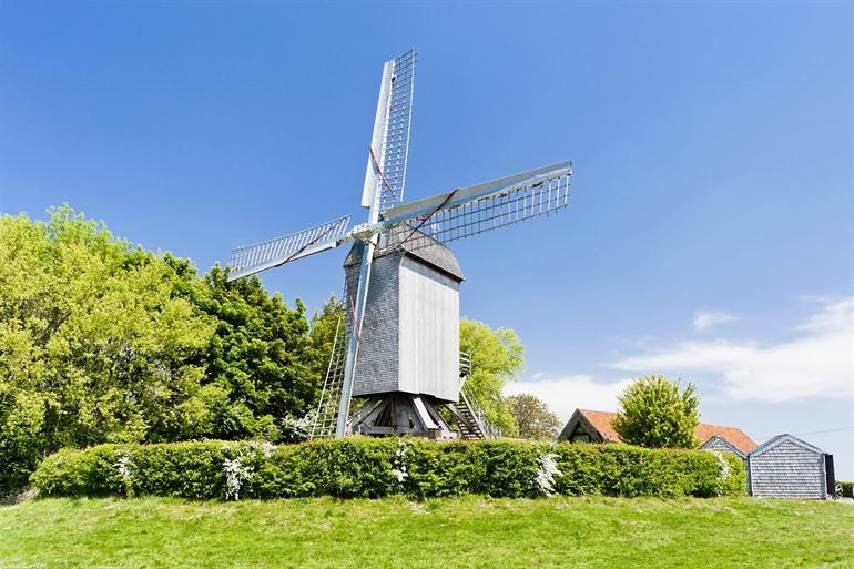 Steenmeulen in Terdeghem