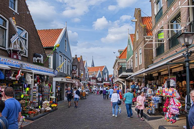 Straatjes in Volendam