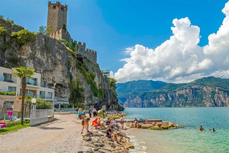 Strand van Posterna Malcesine, Gardameer