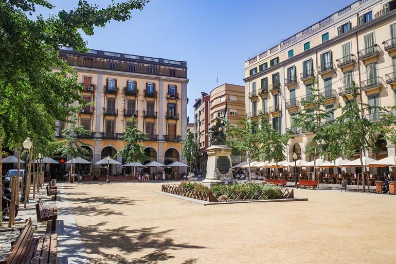 Struinen door de charmante binnenstad van Girona