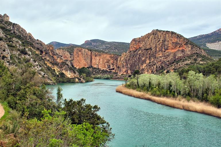 Stuwmeer bij Sant Llorenç de Montgai, Catalonië