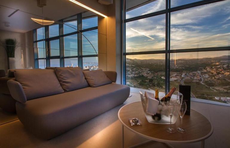 Suitopía - Sol y Mar Suites Hotel boeken