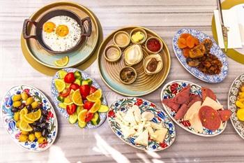 Sura Design Hotel & Suites 