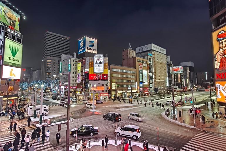 Susukino crossing