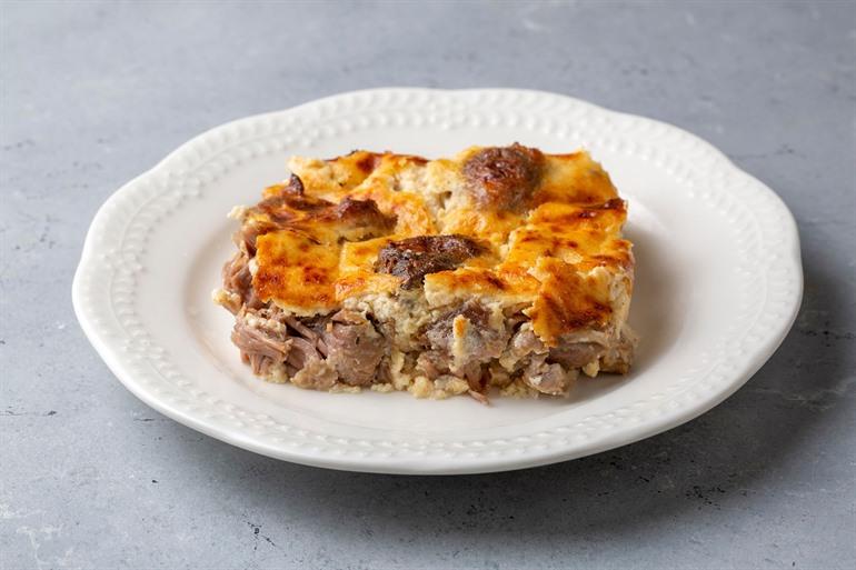 Tavë kosi, Albanese keuken