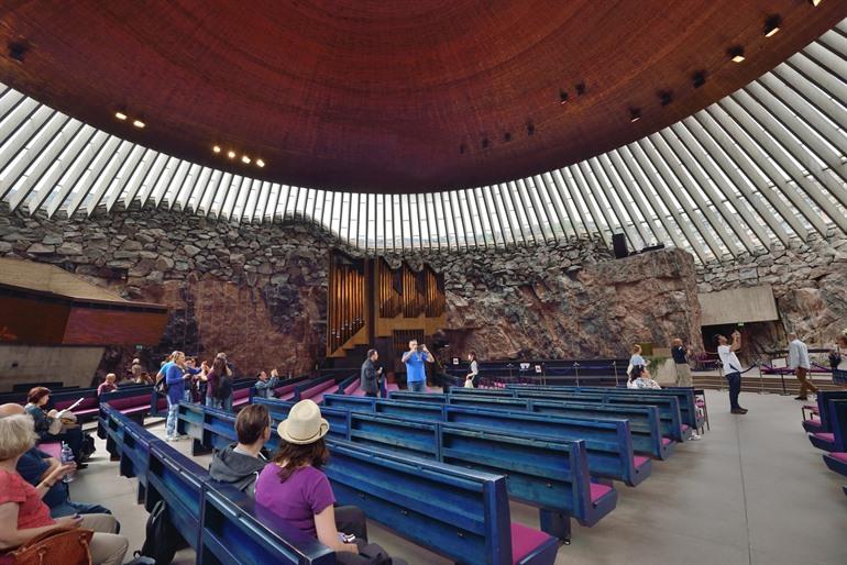Temppeliaukio Rotskerk in Helsinki, Finland