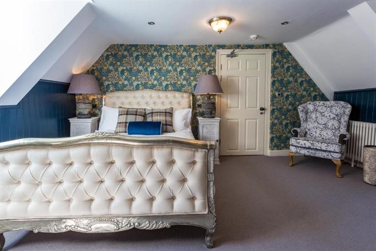 The Dirty Bottles Inn boeken