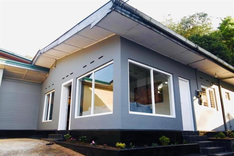 The Lake Round Guest House