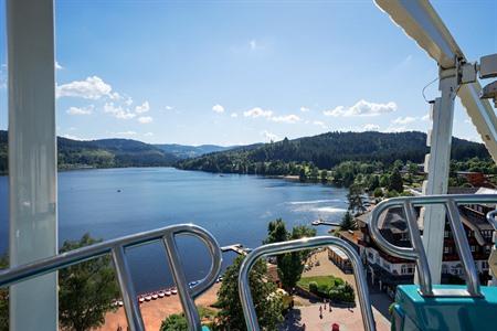 Vakantie aan de Titisee: 10 tips voor je bezoek aan de Titisee in het Zwarte Woud