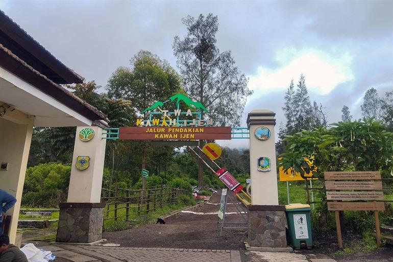 Toegangspoort tot Mount Ijen, eiland Java