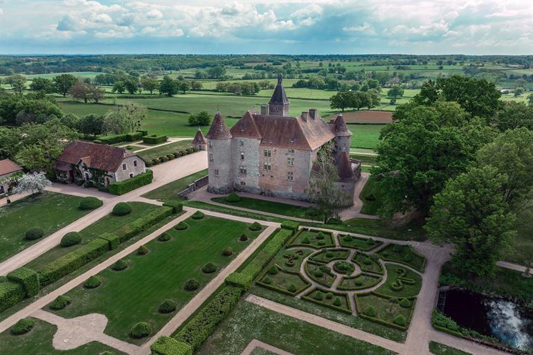 Uitzicht op Château de Beauvoir, Auvergne