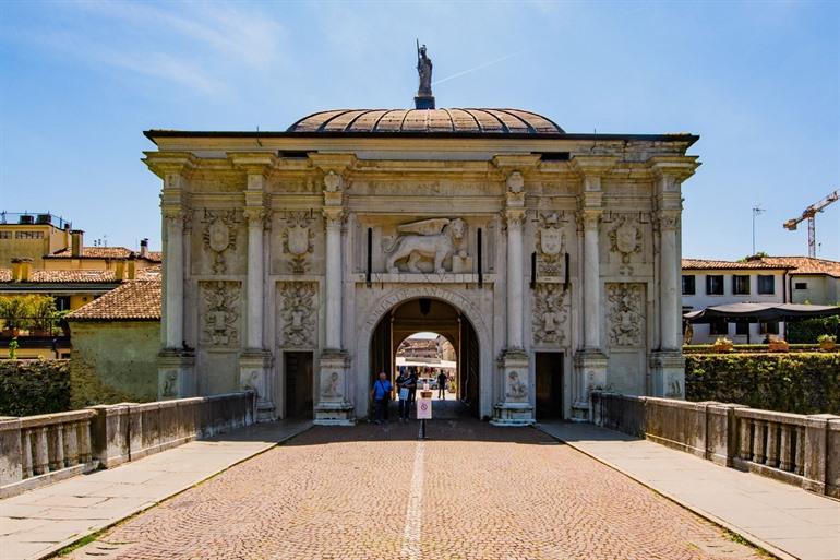 Uitzicht op de Porta San Tomaso, Treviso