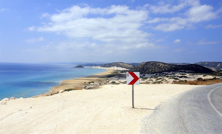 Uitzicht op Golden Beach, schiereiland Karpas, Cyprus