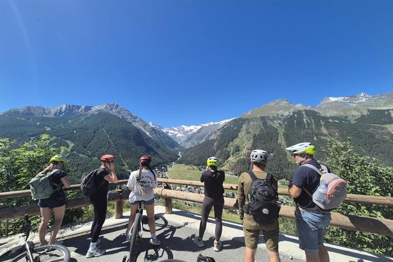 Uitzicht op Gran Paradiso