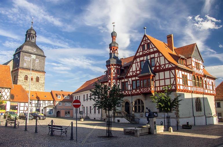 Uitzicht op het marktplein van Harzgerode, Harz