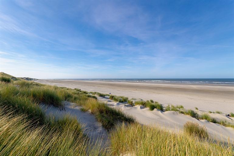 Uitzicht op het Noordzeestrand, Terschelling