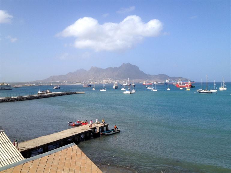 Uitzicht op Monte Cara, Sao Vicente