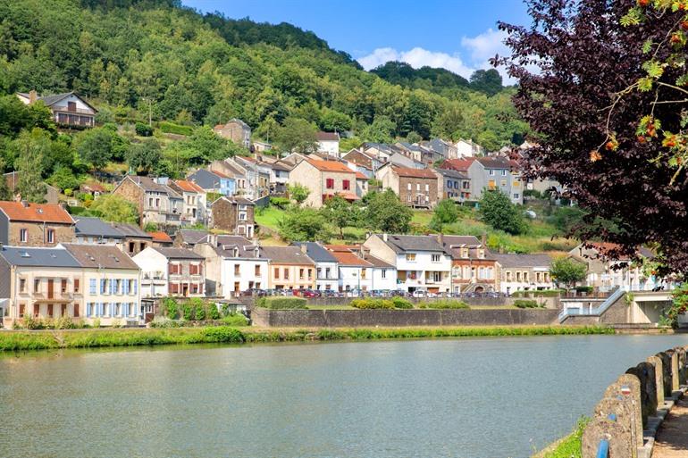 Uitzicht op Monthermé