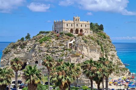 9 x mooiste bezienswaardigheden in Tropea: wat zien & doen tijdens?