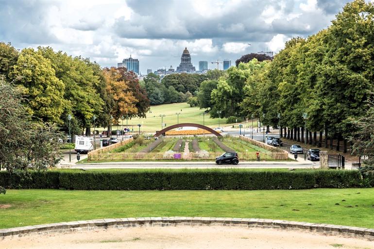Uitzicht over Brussel vanaf het Dudenpark, Vorst