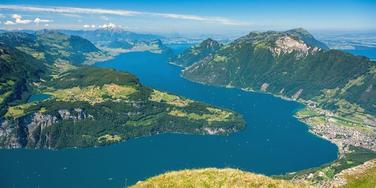 Uitzicht over het Vierwoudstedenmeer