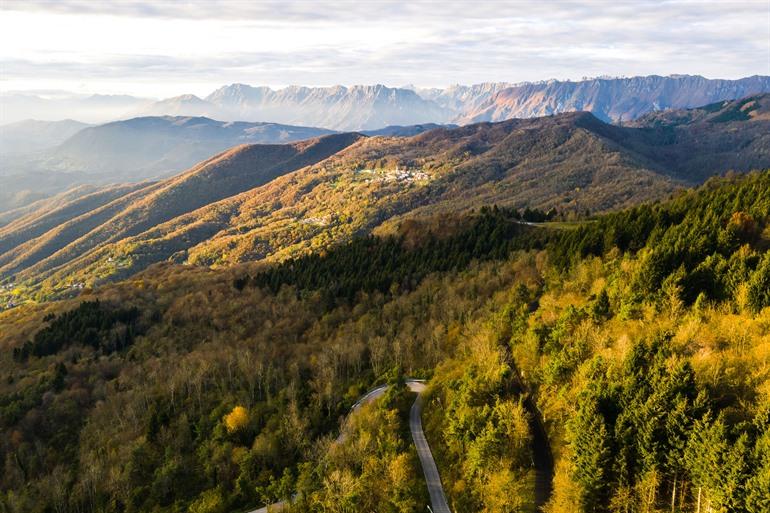 Uitzicht over Parco Naturale Regionale delle Prealpi Giulie