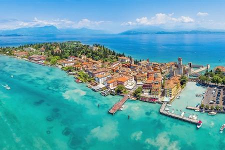 Uitzicht over Sirmione, Gardameer