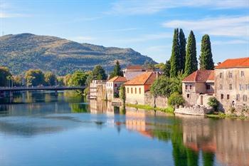 Uitzicht over Trebinje, Bosnië en Herzegovina