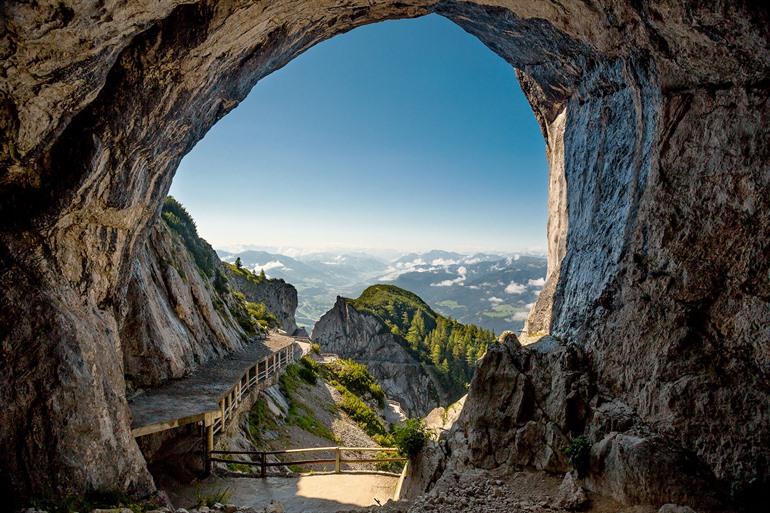 Uitzicht vanaf de Eisriesenwelt, Salzburgerland