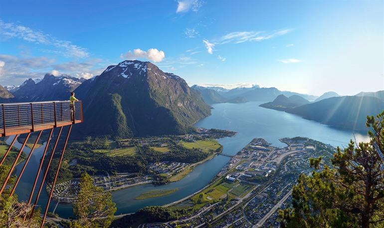 Uitzichtpunt Rampestreken op de Romsdalsfjord, Noorwegen