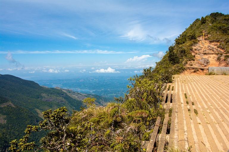 Uitzichtpunt World's end in Horton Plains