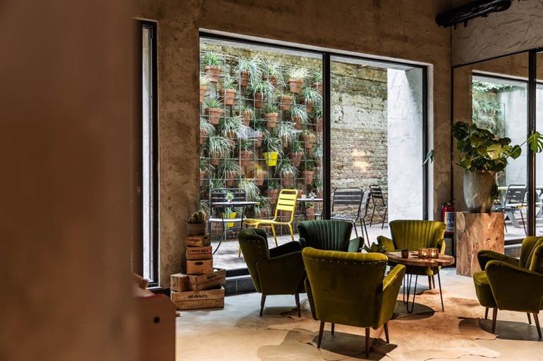 Upstairs Hotel (Oostende)