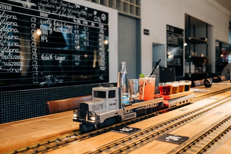 Výtopna Railway Restaurant in Praag
