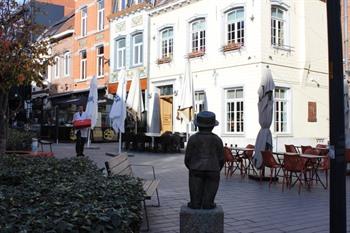 Vaantjesboer op de Beestenmarkt in Halle