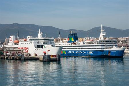 Veerboot van Algeciras naar Tanger, Marokko