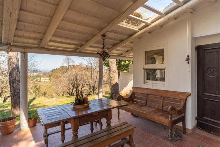 Verblijf in dit charmante vakantiehuisje op 7 km van Pesaro centrum