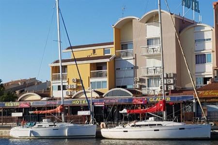 Verblijf in Hotel Port Beach