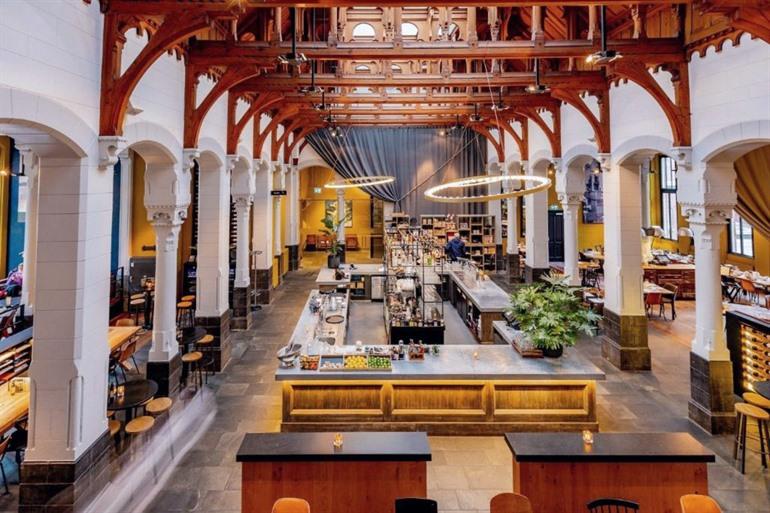Verblijf in Post-Plaza Hotel & Grand Café