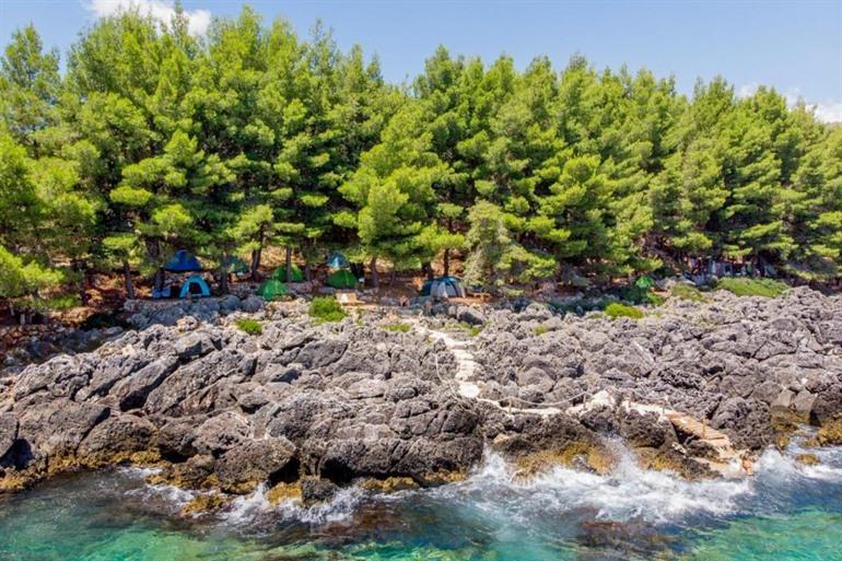 Verblijf op THE SEA CAVE CAMPING