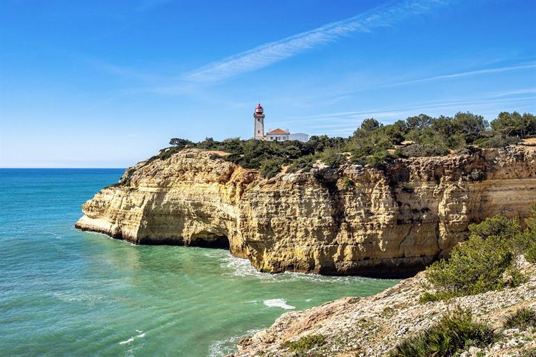 Vuurtoren Alfanzina, langs de Seven Hanging Valleys Trail