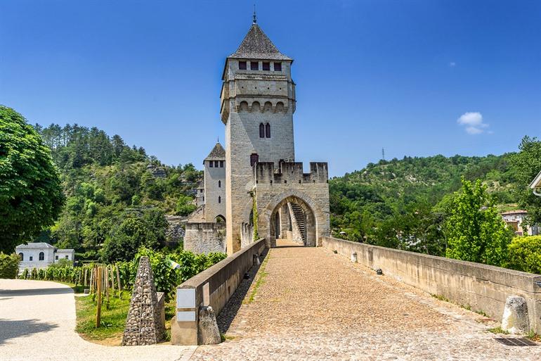 Wandel over de Pont Valentré in Cahors