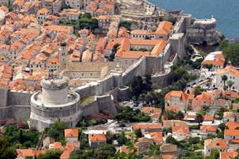 Wandelen over de stadsmuren Dubrovnik