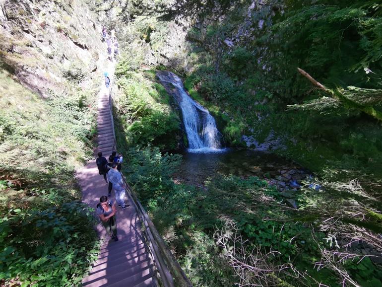 Wandeling langs de Allerheiligen-watervallen