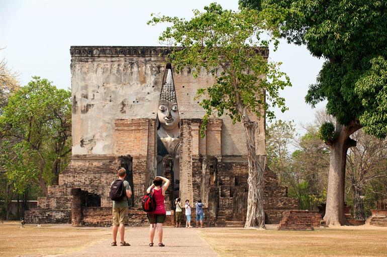 Wat Si Chum in Sukhothai, Thailand