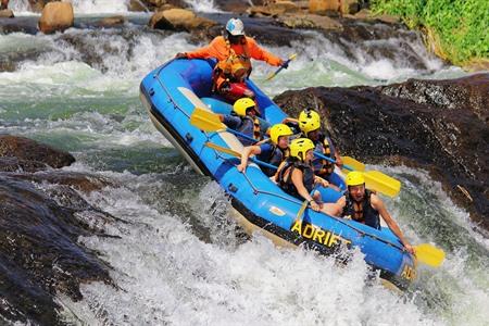 Wildwaterraften op de Nijl in Jinja