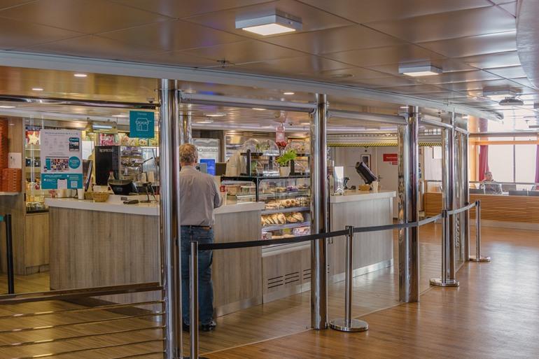 Winkel op de ferry naar Mallorca